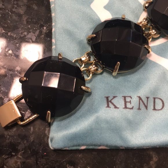 Kendra Scott Casey Bracelet in Black - Picture 2 of 5
